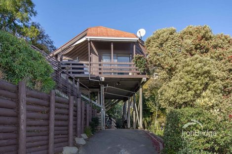 Photo of property in 10 Osmond Lane, Mount Pleasant, Christchurch, 8081