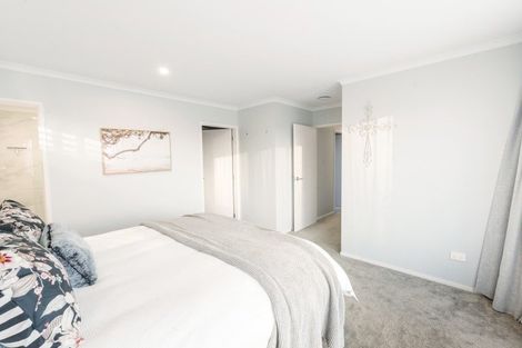 Photo of property in 73 Murray Ward Drive, Te Kauwhata, 3710