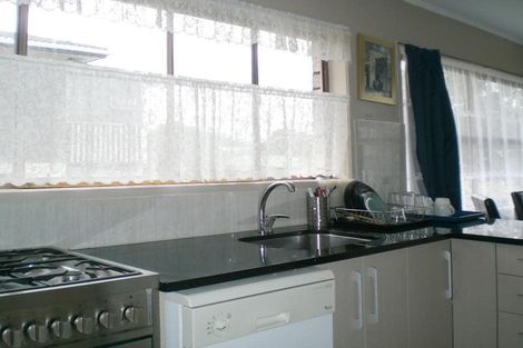 Photo of property in 46 Mckinstry Avenue, Mangere East, Auckland, 2024