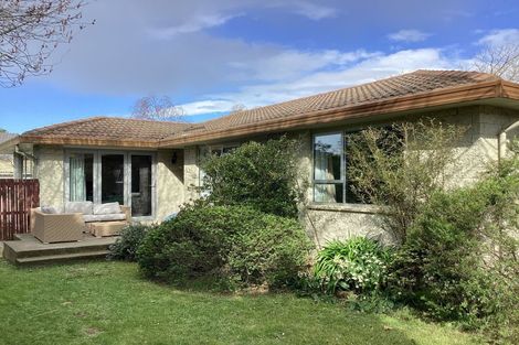 Photo of property in 139 Hawthornden Road, Avonhead, Christchurch, 8042