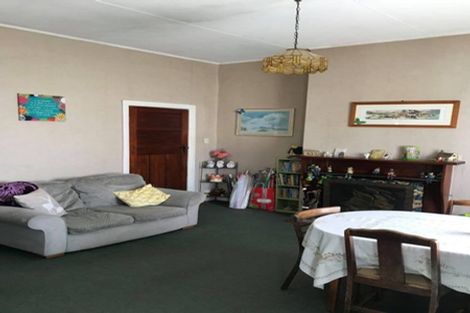 Photo of property in 16 Rira Street, Marton, 4710