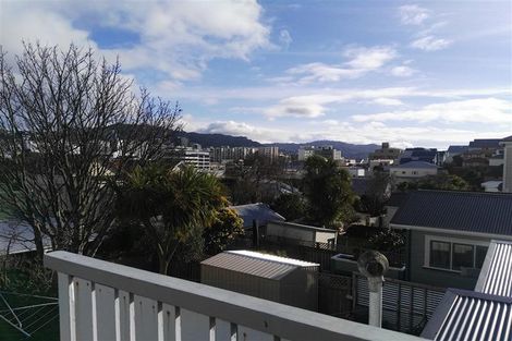 Photo of property in 132 Brougham Street, Mount Victoria, Wellington, 6011