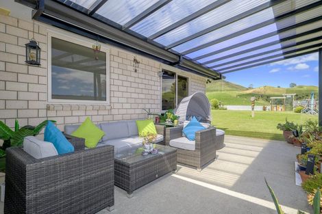 Photo of property in 208 Ballintoy Park Drive, Welcome Bay, Tauranga, 3175