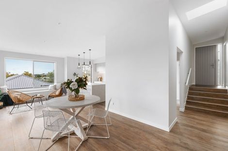 Photo of property in 16 Te Kaka Place, Omokoroa, 3114