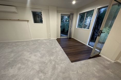 Photo of property in 77e Colwill Road, Massey, Auckland, 0614