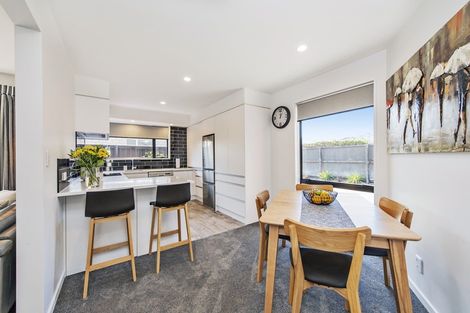 Photo of property in 65 Palmers Road, New Brighton, Christchurch, 8083