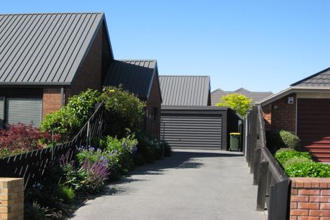 Photo of property in 28c Inglewood Place, Avonhead, Christchurch, 8042