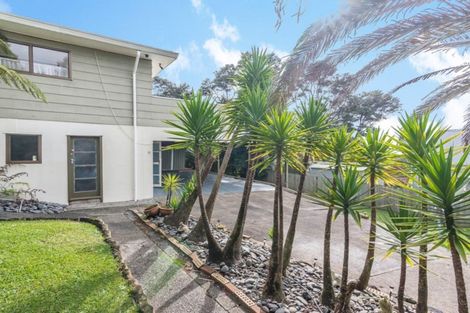 Photo of property in 11 Wirihana Road, Titirangi, Auckland, 0604