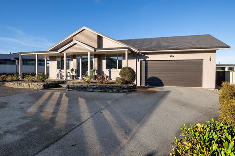 Photo of property in 12 Chandler Crescent, Clyde, 9330