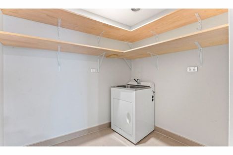 Photo of property in 21 Mariners View Road, Beach Haven, Auckland, 0626