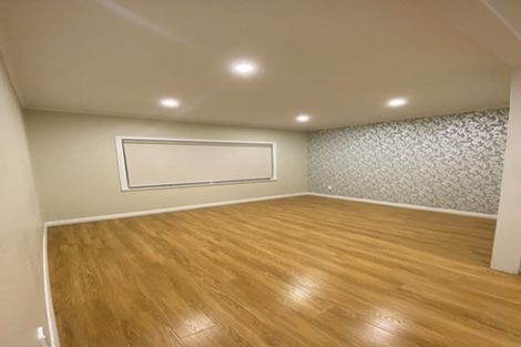 Photo of property in 187 Browns Bay Road, Browns Bay, Auckland, 0630