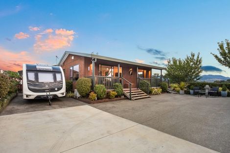 Photo of property in 25 Pine Ridge Terrace, Waikanae Beach, Waikanae, 5036