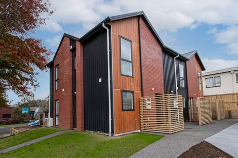 Photo of property in 2/13 Palmerston Street, Hamilton Central, Hamilton, 3204