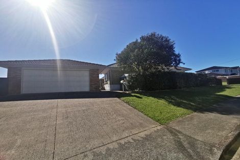 Photo of property in 2 Kelvyn Grove, Manurewa, Auckland, 2102