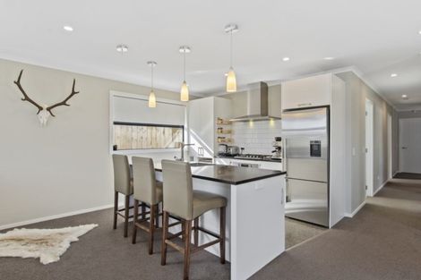 Photo of property in 4 Pompallier Lane, Papamoa Beach, Papamoa, 3118