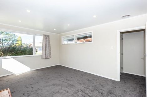 Photo of property in 24 Daphne Place, Outer Kaiti, Gisborne, 4010