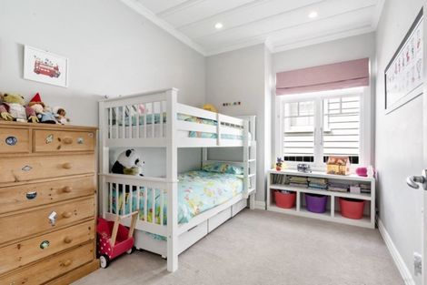 Photo of property in 5 Sentinel Road, Herne Bay, Auckland, 1011