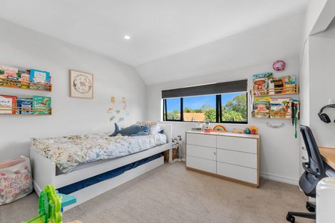 Photo of property in 7/8 Hepburn Road, Glendene, Auckland, 0602