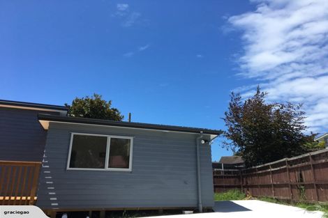 Photo of property in 13b Hebron Road, Waiake, Auckland, 0630