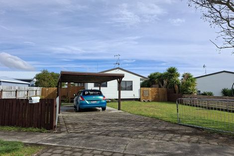 Photo of property in 41a Lyn Grove, Papamoa Beach, Papamoa, 3118