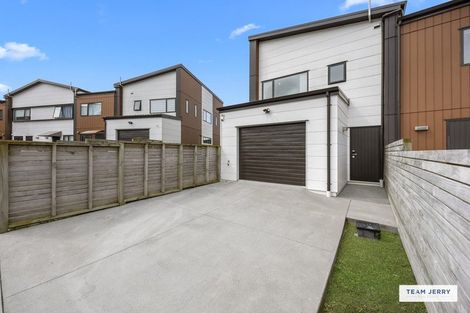 Photo of property in 27 Sun Orchid Avenue, Wiri, Auckland, 2104