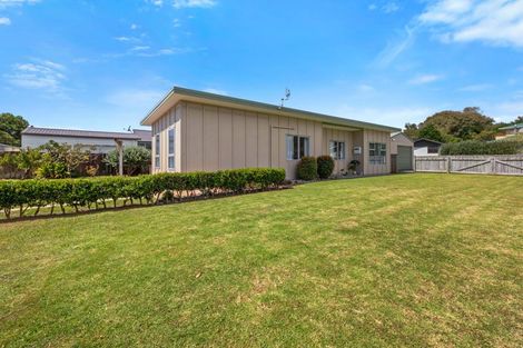 Photo of property in 6 Mace Street, Waitara, 4320
