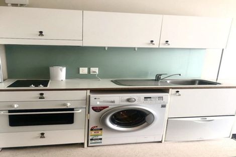 Photo of property in Urbane Apartments, 7/29 Webb Street, Mount Cook, Wellington, 6011