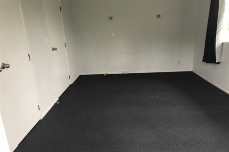 Photo of property in 120 View Road, Sunnyvale, Auckland, 0612