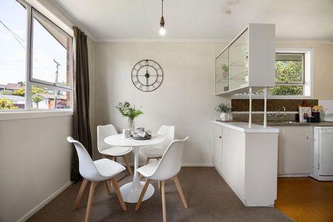 Photo of property in 22 Manapouri Place, Glenview, Hamilton, 3206