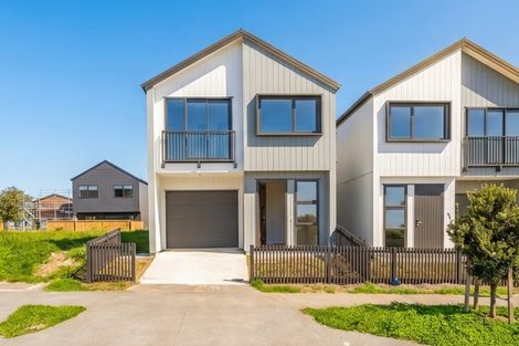 Photo of property in 15 Sails Road, Hobsonville, 0616