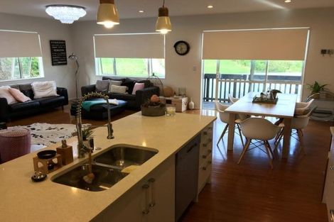 Photo of property in 19b Duncan Avenue, Te Atatu South, Auckland, 0610