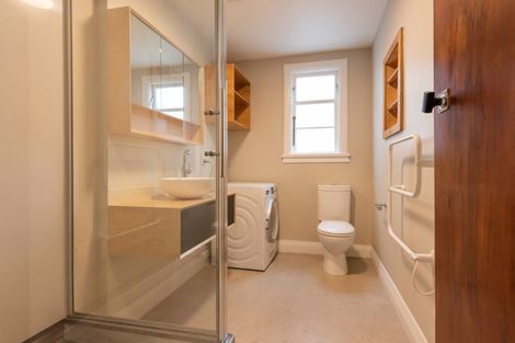 Photo of property in Ionian Flats, 123-125 Brougham Street, Mount Victoria, Wellington, 6011