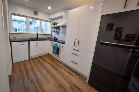 Photo of property in 4/6-8 Keys Street, Elderslea, Upper Hutt, 5018