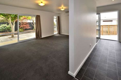 Photo of property in 2/261 Lake Terrace Road, Shirley, Christchurch, 8061
