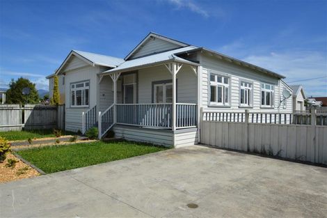 Photo of property in 40 Weraroa Road, Levin, 5510