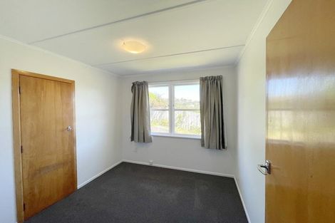 Photo of property in 43 Lynda Avenue, Paparangi, Wellington, 6037