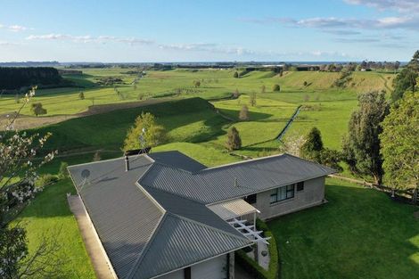 Photo of property in 1568a Old Coach Road, Pukehina, 3186