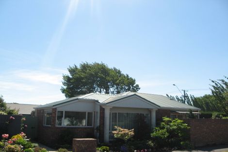 Photo of property in 1/2 Brookford Place, Westmorland, Christchurch, 8025