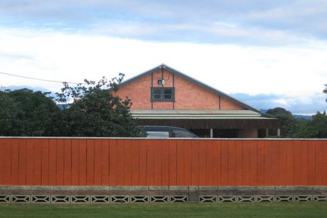 Photo of property in 84 Moana Street, Otaki Beach, Otaki, 5512