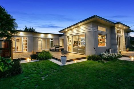 Photo of property in 29 Norfolk Drive, Cambridge, 3434