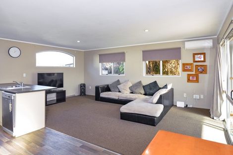 Photo of property in 805b Hastings Street North, Hastings, 4122