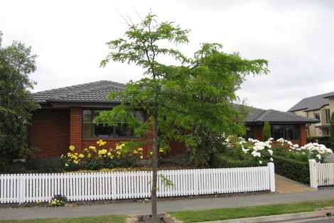 Photo of property in 3 Tanu Place, Parklands, Christchurch, 8083