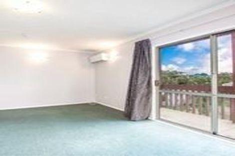 Photo of property in 64a Black Rock Road, Newlands, Wellington, 6037