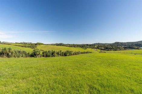 Photo of property in 11 Te Pae Okura Drive, Okura, 0792
