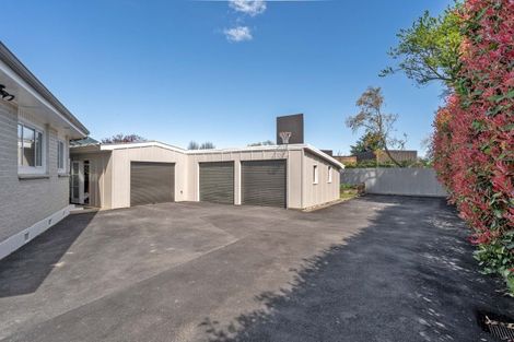 Photo of property in 72 Kuratawhiti Street, Greytown, 5712
