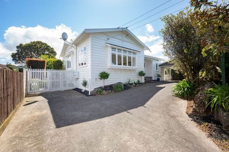 Photo of property in 36a Mount Smart Road, Onehunga, Auckland, 1061