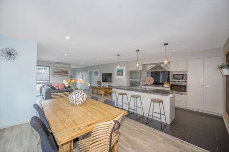 Photo of property in 4a Astrolabe Place, Gulf Harbour, Whangaparaoa, 0930