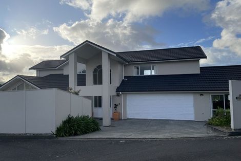 Photo of property in 9 The Topdeck, Whitby, Porirua, 5024