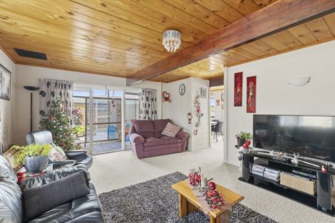 Photo of property in 184 Tukapa Street, Westown, New Plymouth, 4310