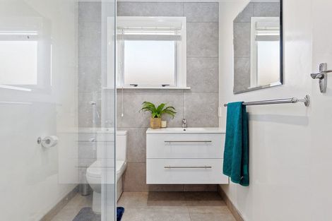 Photo of property in 3/211 Aldwins Road, Phillipstown, Christchurch, 8062